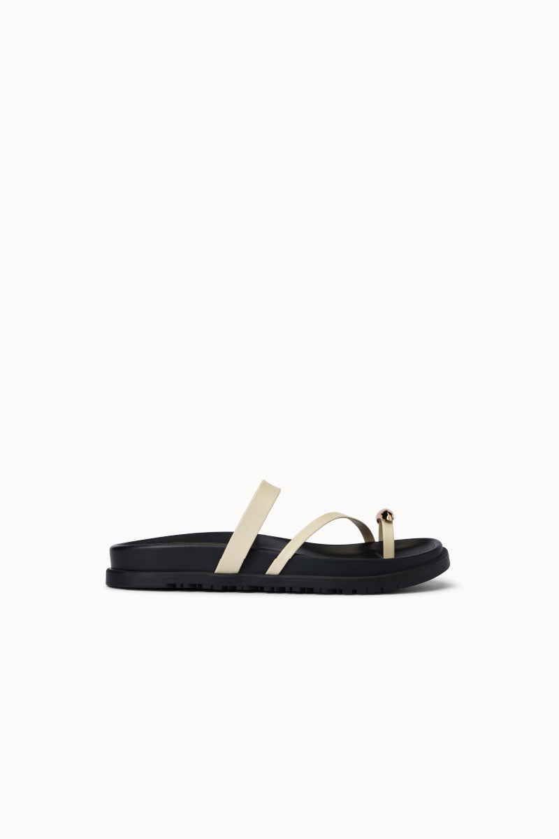 Martha Eggshell / Black